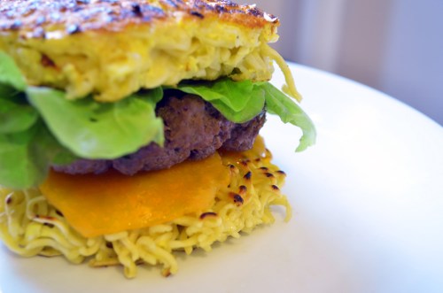 ramen burger1